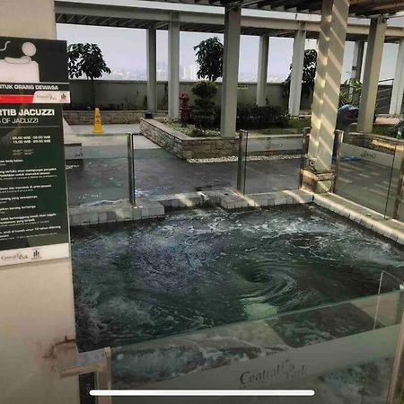 Central Park Residences Jakarta Bagian luar foto